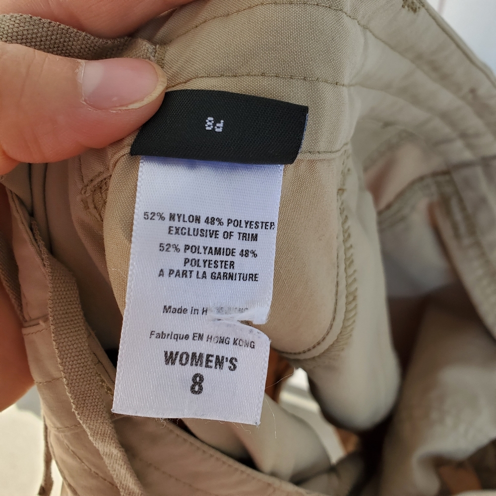 Patagonia women's tan outdoor shorts - Picture 9 of 9